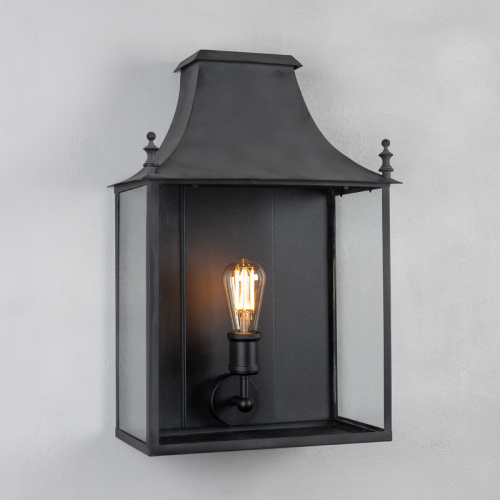 Blenheim Coach Lamp Matt Black Large