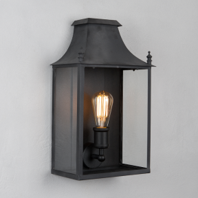 Blenheim Coach Lamp Matt Black Medium